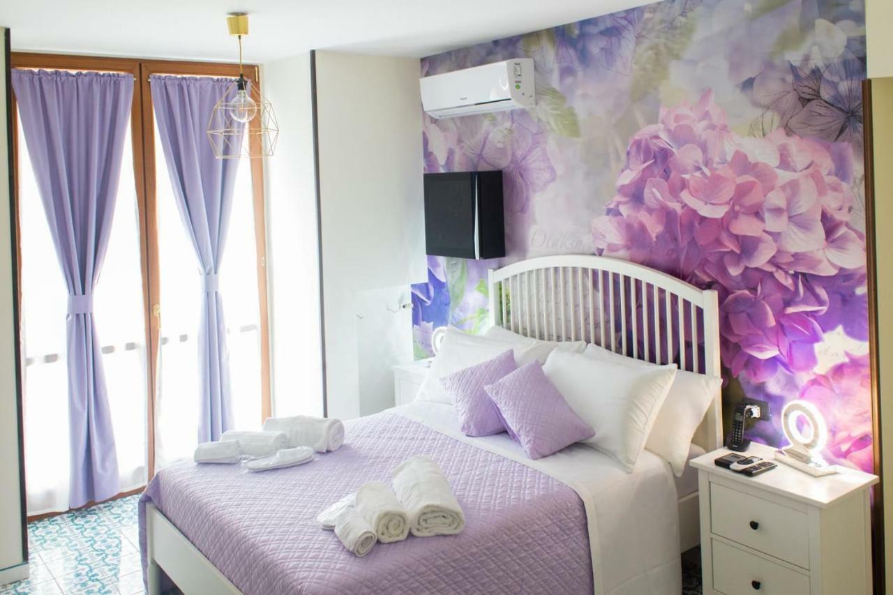 ホテル Bed Boutique Napoli Colors エクステリア 写真