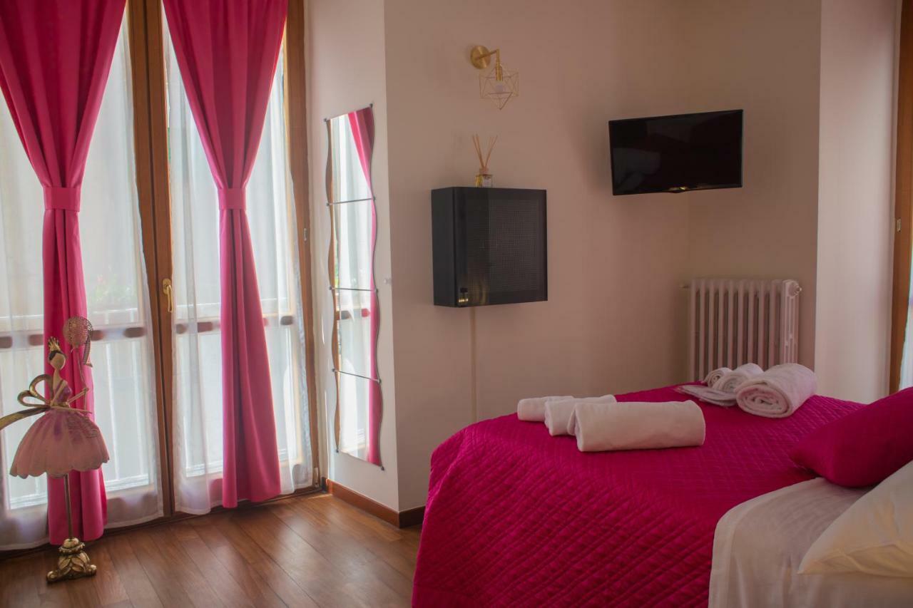 ホテル Bed Boutique Napoli Colors エクステリア 写真